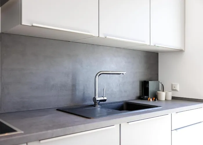 Glueck Auf Schleiermacherstrasse * 杜伊斯堡